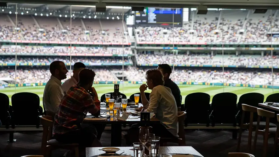 BDT2021_DAY1_267_JimStynesGrill_ImageCarousel.webp